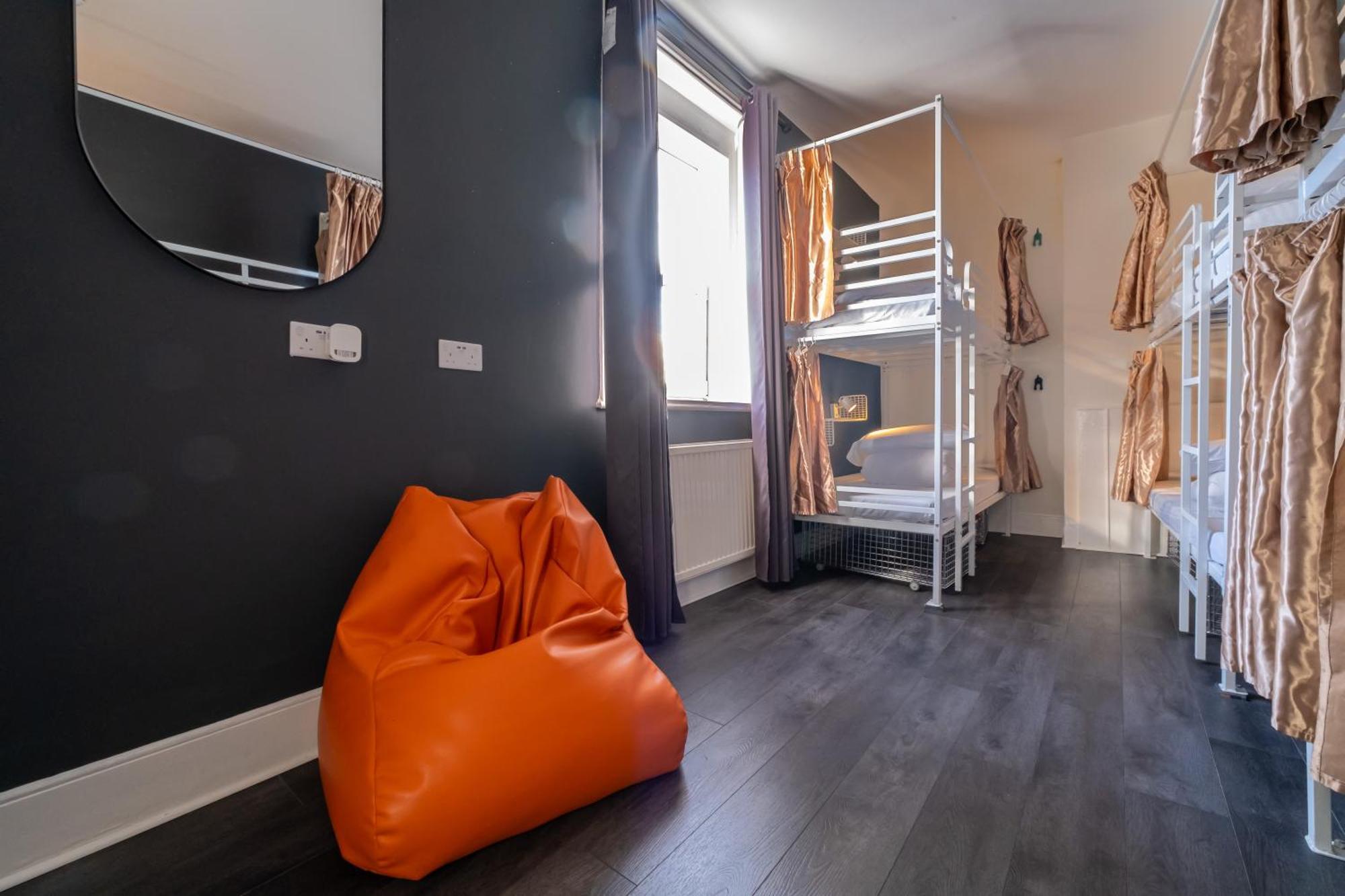Book A Bed Hostels London Exterior photo